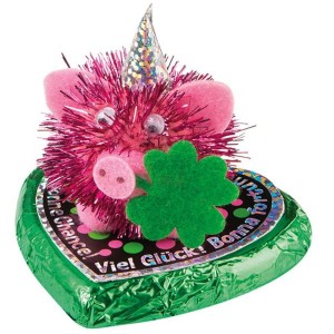 Glitzer-Glücksschwein auf Pralinenherz, Silvester / Neujahr